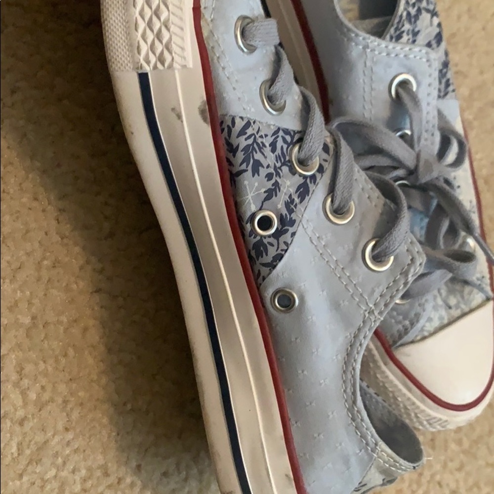 Super cute Converse